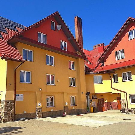 Osrodek Wczasowy Gron Placowka Exteriör bild