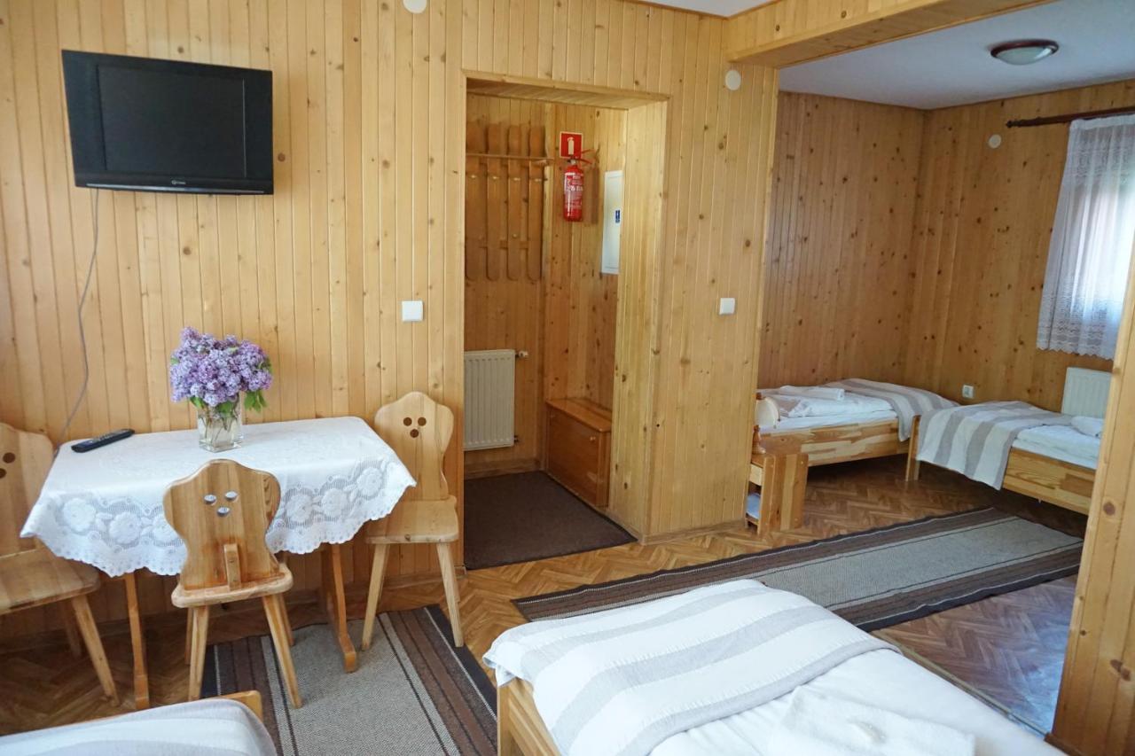 Osrodek Wczasowy Gron Placowka Exteriör bild