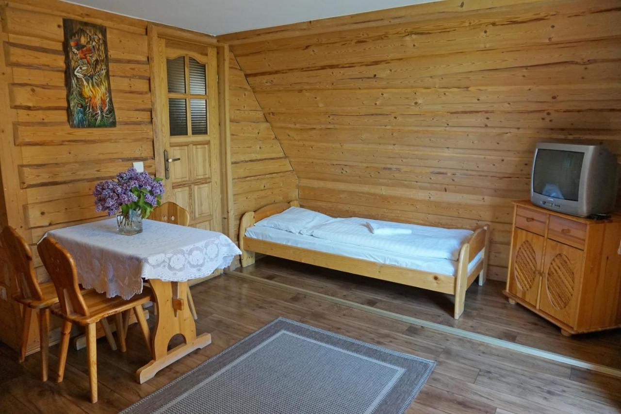 Osrodek Wczasowy Gron Placowka Exteriör bild